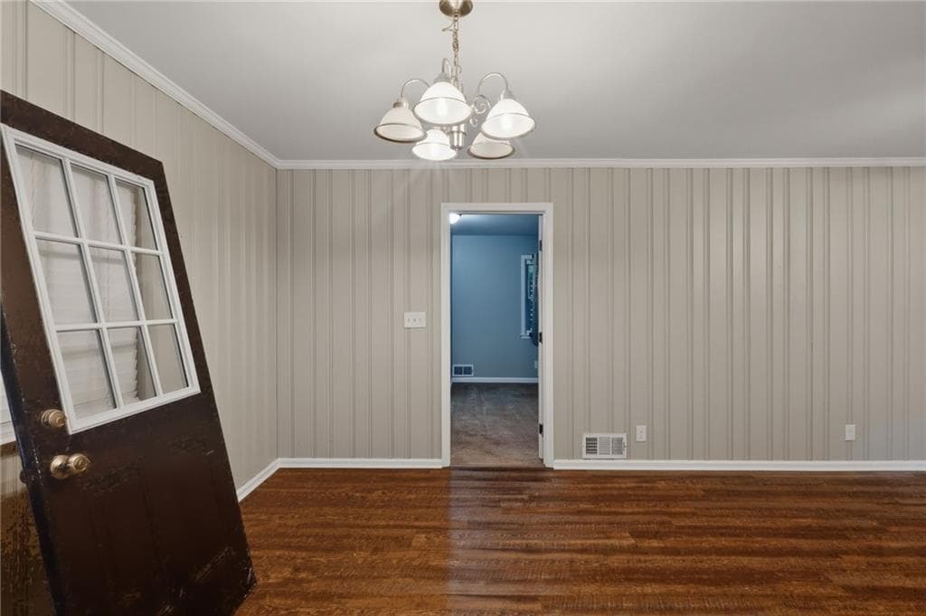 5 bedroom, 3 bathroom, 1,654 sq ft single family residence for sale at 4026 E Hilda Circle, Decatur, GA 30035 — photo 8