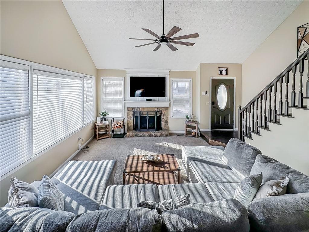 3 bedroom, 3 bathroom, 2,504 sq ft single family residence for sale at 199 Amberidge Drive, Cartersville, GA 30121 — photo 2