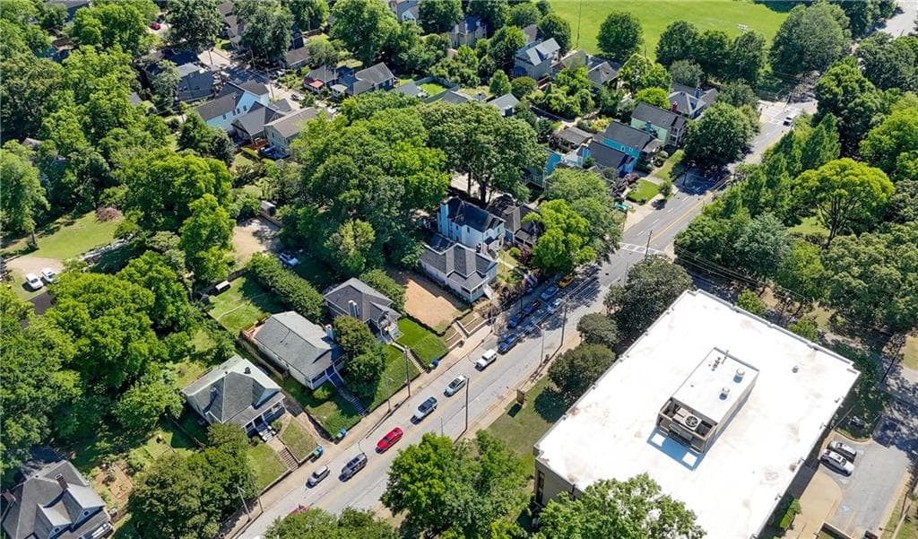 single family residence for sale at 255 SE Georgia Avenue, Atlanta, GA 30312 — photo 10