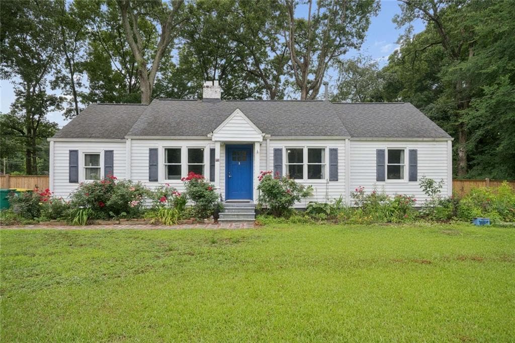 5 bedroom, 2 bathroom, 1,512 sq ft single family residence sold at 975 South Avenue, Forest Park, GA 30297