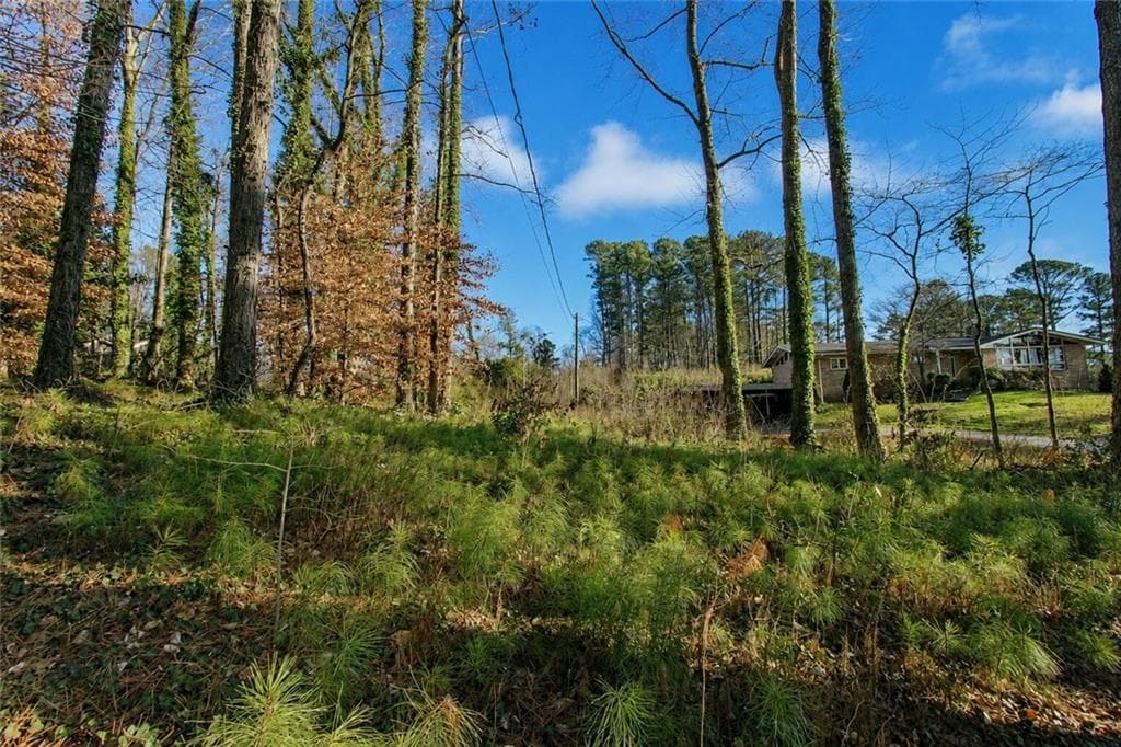 4 bedroom, 3 bathroom, 2,709 sq ft single family residence for sale at 500 Piedmont Road, Marietta, GA 30066 — photo 9