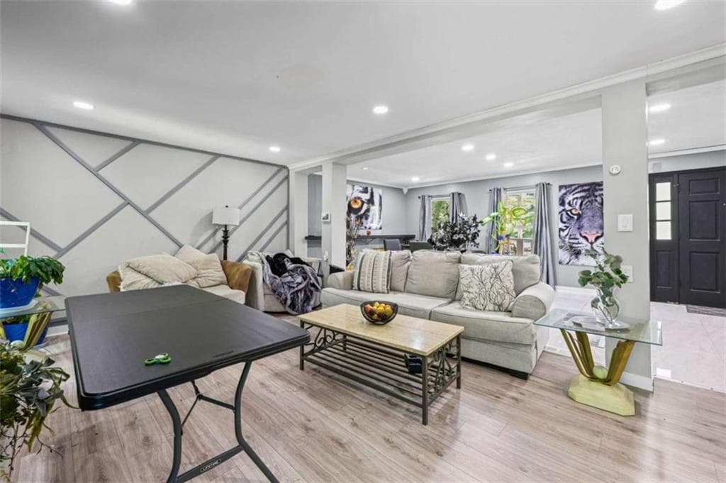 5 bedroom, 4 bathroom, 3,265 sq ft single family residence for sale at 488 Allana Court, Stone Mountain, GA 30087 — photo 4