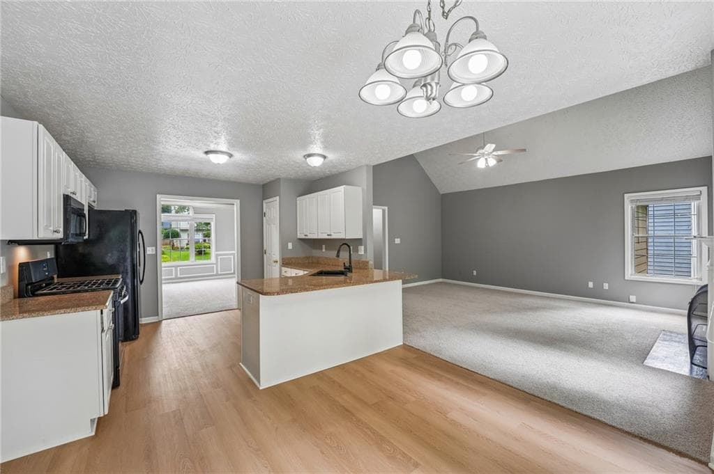 5 bedroom, 3 bathroom, 2,745 sq ft single family residence for sale at 209 Eagle Glen Court, Woodstock, GA 30189 — photo 6