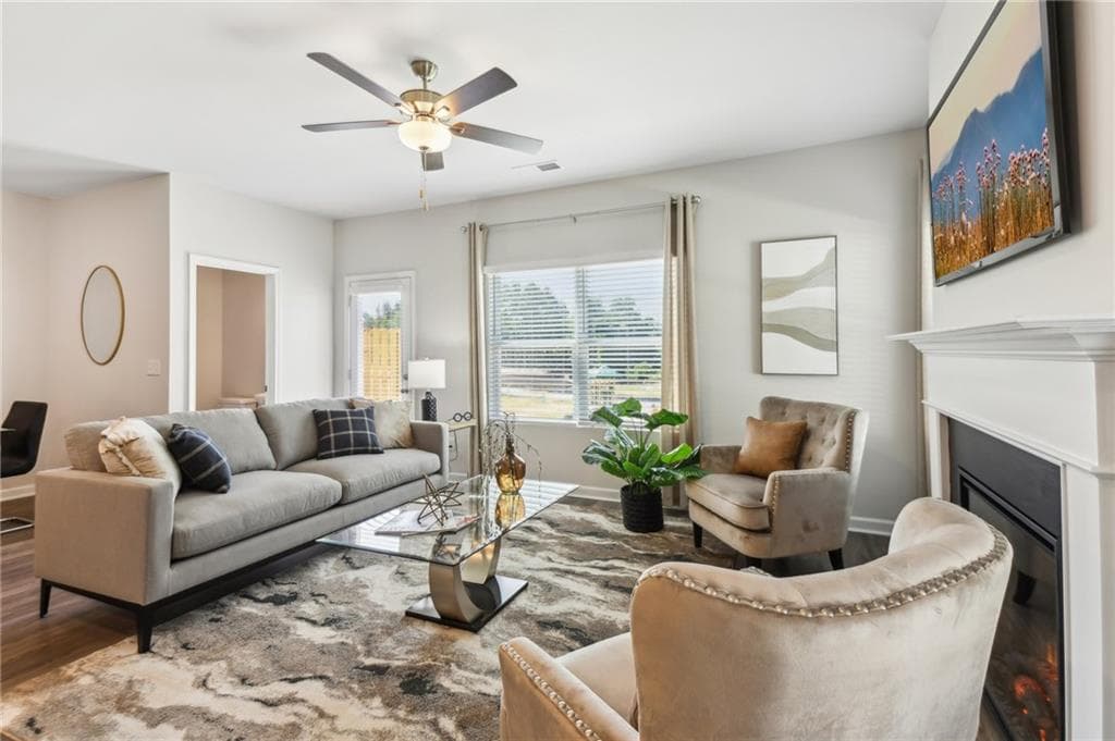 3 bedroom, 3 bathroom, 1,805 sq ft townhouse under contract at 6420 Towhee Way, Morrow, GA 30260 — photo 5