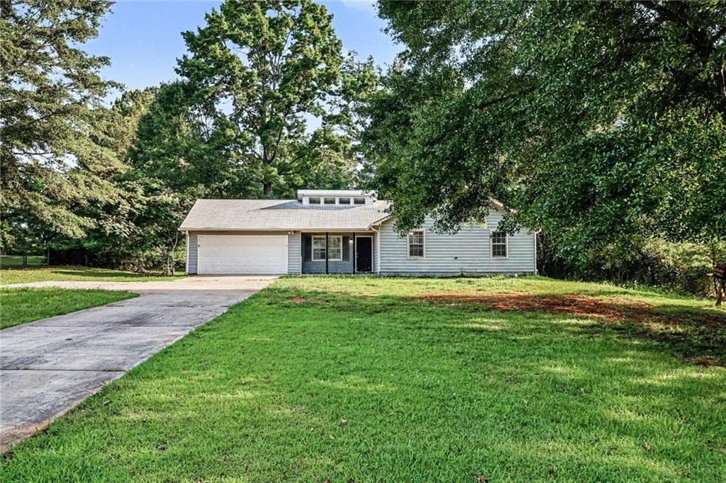 3 bedroom, 2 bathroom, 1,408 sq ft single family residence under contract at 163 Sagebrush Road, Stockbridge, GA 30281 — photo 3
