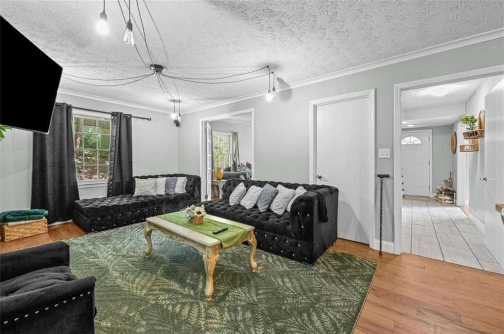 4 bedroom, 3 bathroom, 2,089 sq ft single family residence for sale at 4115 Creek Stone Court, Stone Mountain, GA 30083 — photo 8