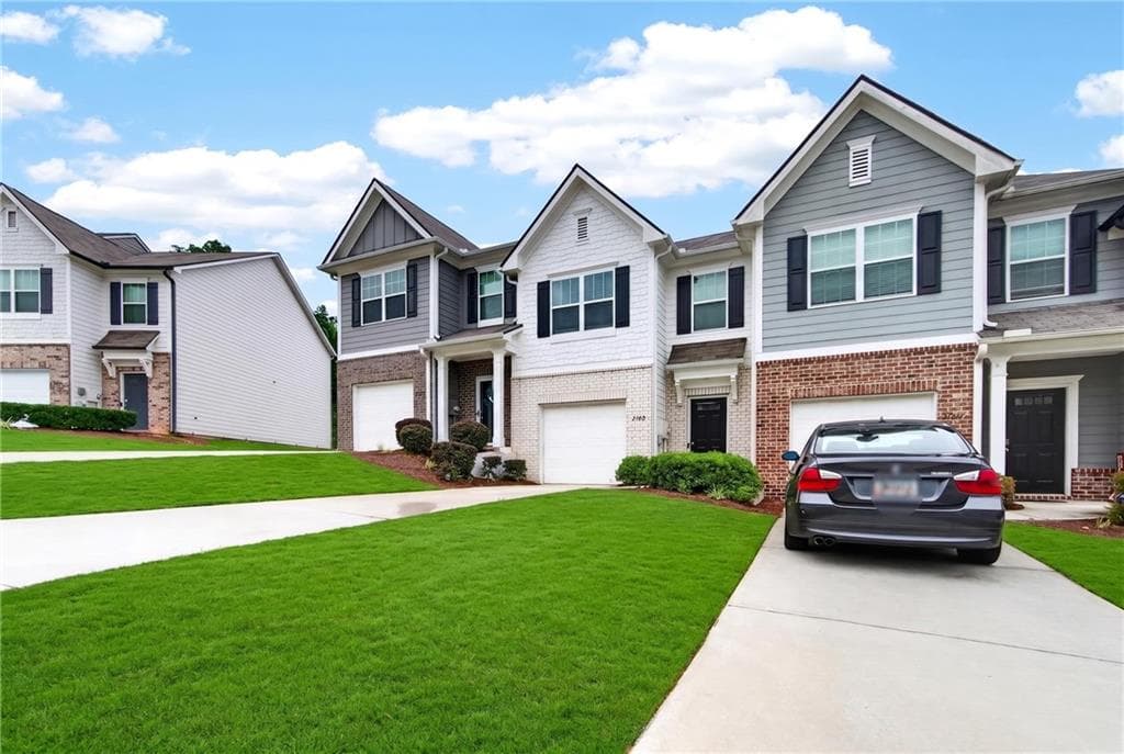 3 bedroom, 3 bathroom, 1,540 sq ft townhouse for sale at 5705 Union Pointe Drive, Union City, GA 30291 — photo 2