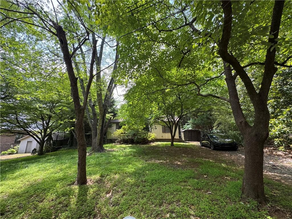 2 bedroom, 2 bathroom other under contract at 1276 Minhinette Drive, Roswell, GA 30075 — photo 2