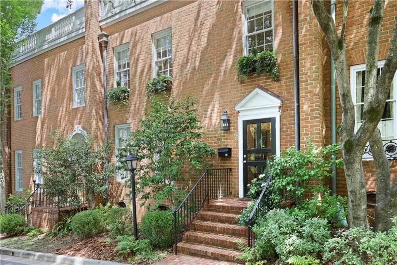 4 bedroom, 5 bathroom, 3,095 sq ft townhouse sold at 3131 Slaton Drive 28, Atlanta, GA 30305