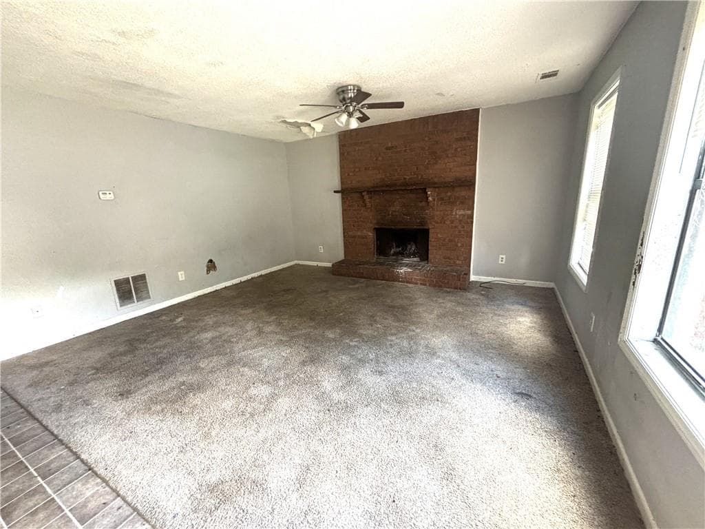 2 bedroom, 3 bathroom, 1,232 sq ft townhouse for sale at 906 Silverwood Drive, Atlanta, GA 30349 — photo 3