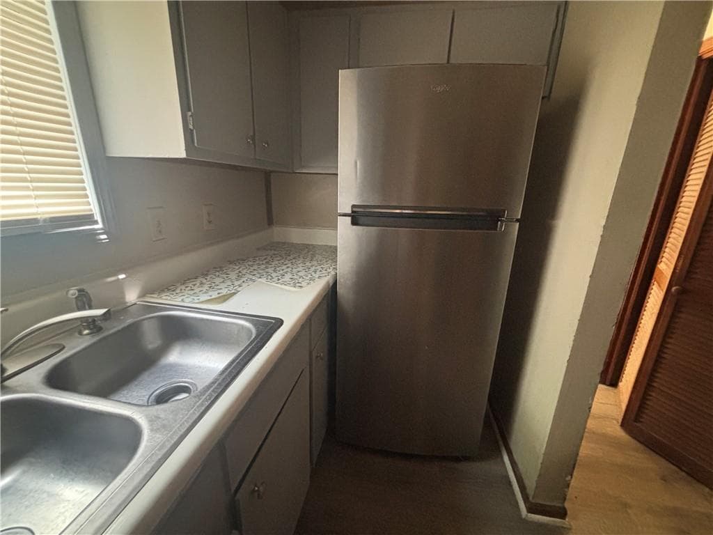 2 bedroom, 3 bathroom, 1,232 sq ft townhouse for sale at 906 Silverwood Drive, Atlanta, GA 30349 — photo 7