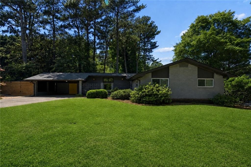 3 bedroom, 2 bathroom, 1,601 sq ft single family residence sold at 3012 Bren Mar Way, Atlanta, GA 30340