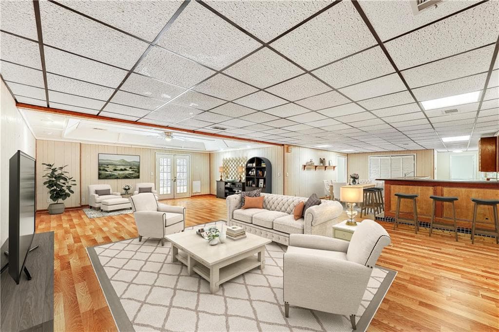 6 bedroom, 4 bathroom, 5,031 sq ft single family residence for sale at 1522 Catherine Court, Suwanee, GA 30024 — photo 6