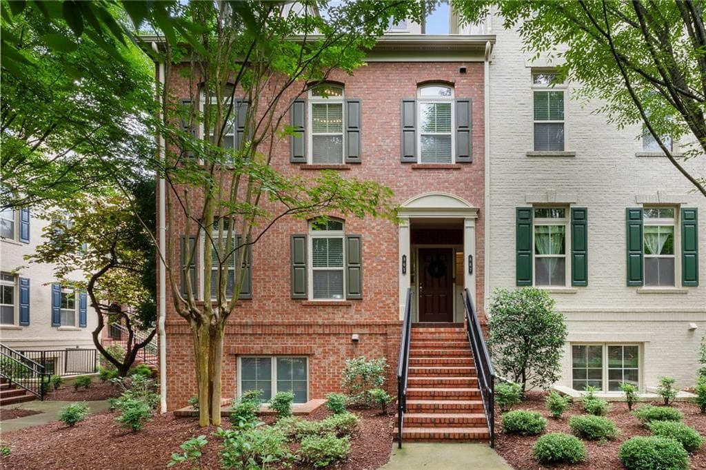 867 Perennial Drive 106, Atlanta, GA 30328 — most recent listing photo