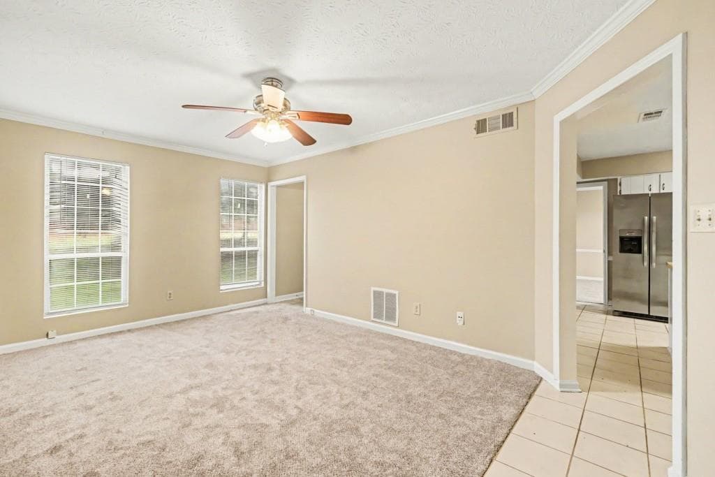 3 bedroom, 3 bathroom, 1,924 sq ft single family residence under contract at 2804 Jim Owens Road, Kennesaw, GA 30152 — photo 8