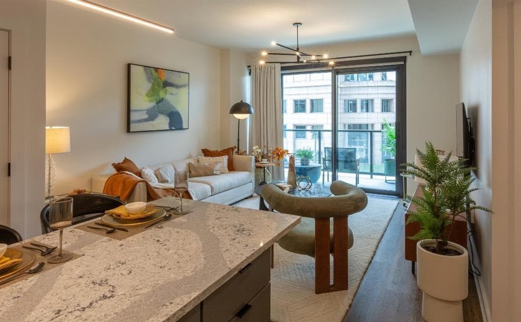 1 bedroom, 1 bathroom, 873 sq ft apartment for rent at 1441 Peachtree Street 1005, Atlanta, GA 30309 for $2,649 a month — photo 3