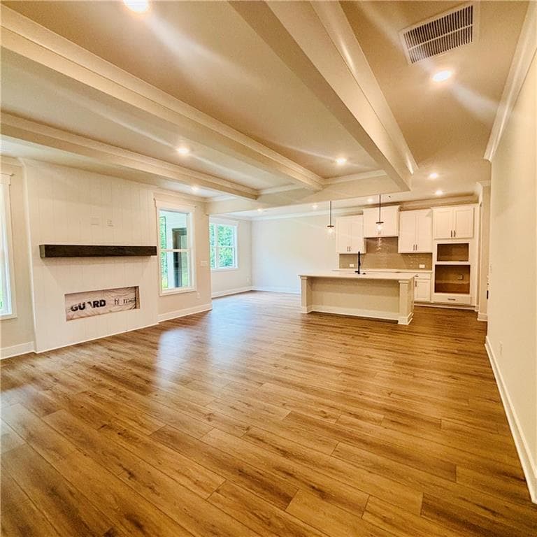 5 bedroom, 4 bathroom, 3,143 sq ft single family residence under contract at 620 Winding Rose Drive, Hoschton, GA 30548 — photo 6