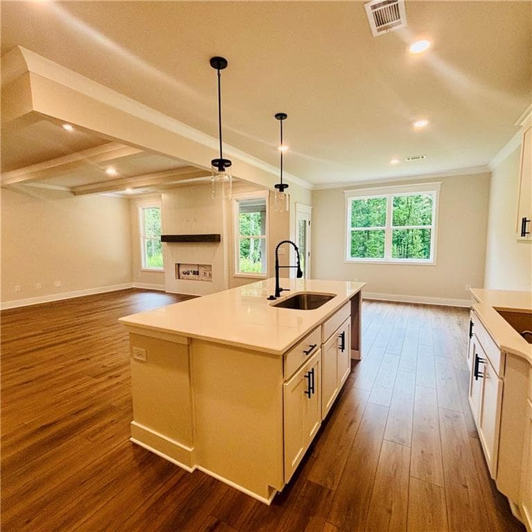 5 bedroom, 4 bathroom, 3,143 sq ft single family residence under contract at 620 Winding Rose Drive, Hoschton, GA 30548 — photo 9