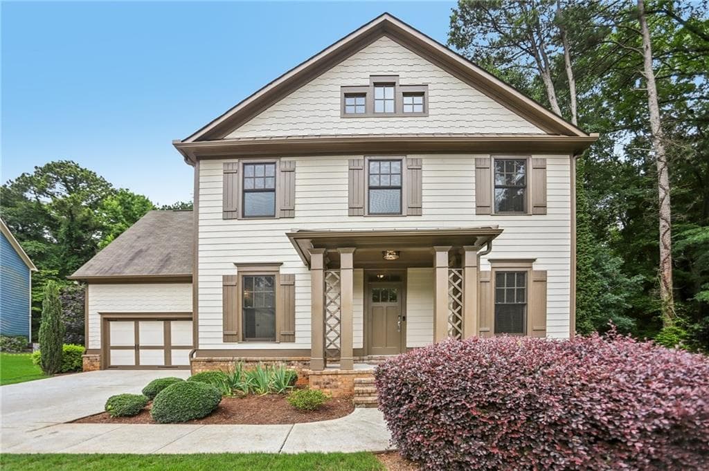 4 bedroom, 4 bathroom, 3,557 sq ft single family residence sold at 555 Glenaire Walk, Atlanta, GA 30316