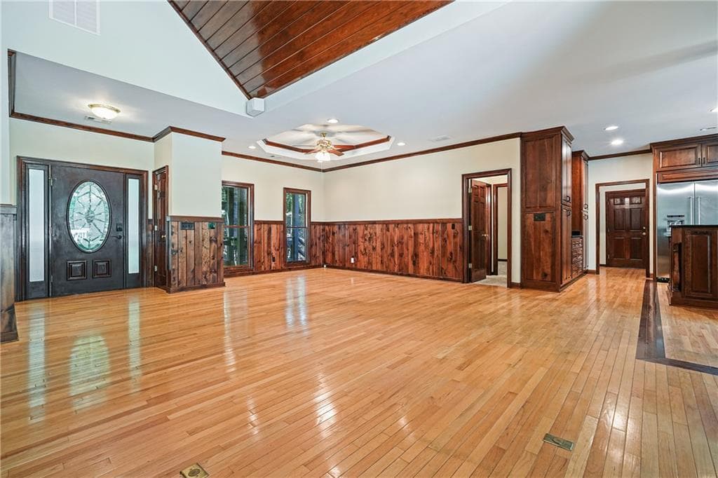 3 bedroom, 3 bathroom, 3,650 sq ft single family residence under contract at 309 Summit Drive, Big Canoe, GA 30143 — photo 10