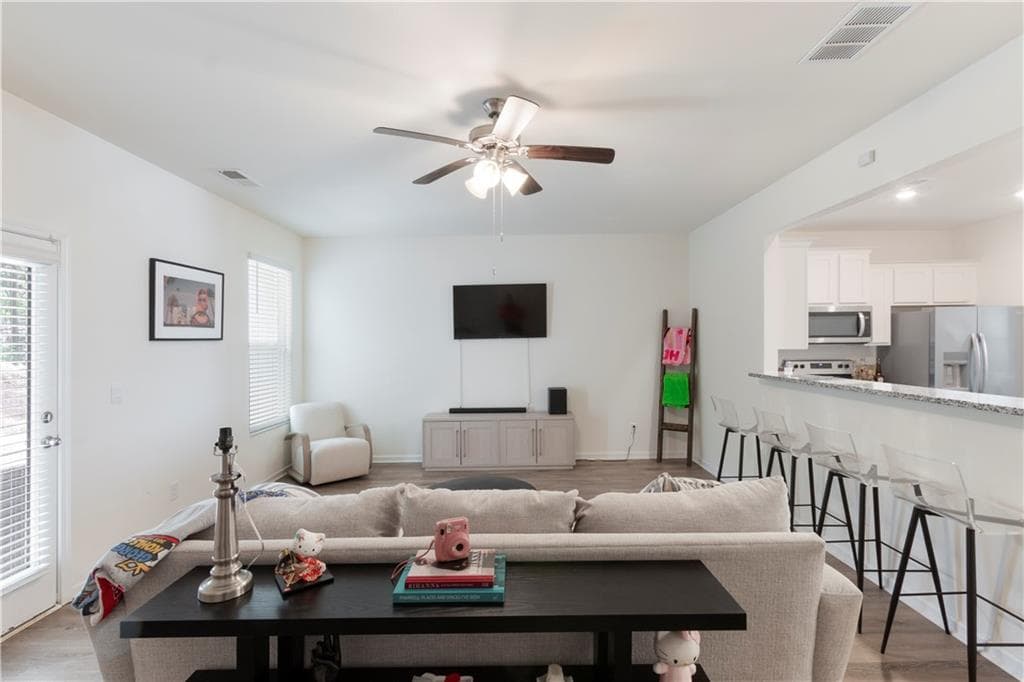 3 bedroom, 3 bathroom, 1,675 sq ft townhouse for sale at 4285 Arcadia Drive, Decatur, GA 30034 — photo 6