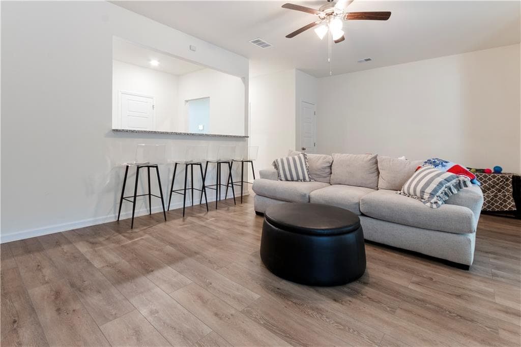 3 bedroom, 3 bathroom, 1,675 sq ft townhouse for sale at 4285 Arcadia Drive, Decatur, GA 30034 — photo 5