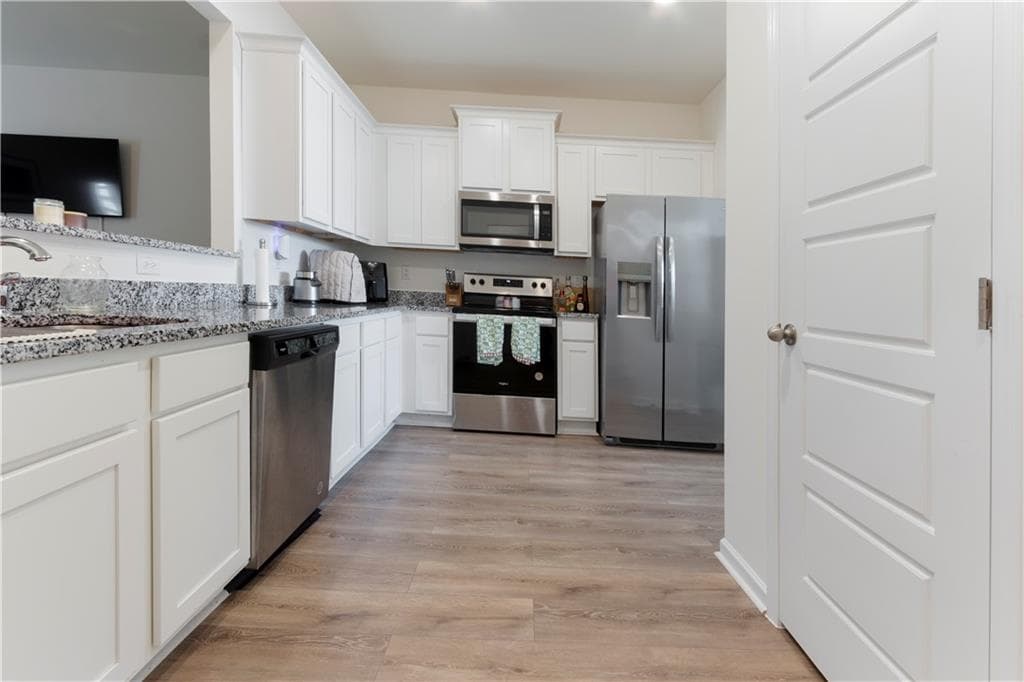 3 bedroom, 3 bathroom, 1,675 sq ft townhouse for sale at 4285 Arcadia Drive, Decatur, GA 30034 — photo 9