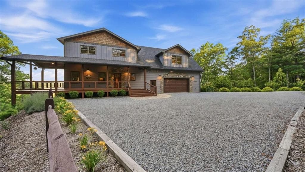 4 bedroom, 5 bathroom, 4,273 sq ft single family residence for sale at 101 Toccoa Vista Lane, Mineral Bluff, GA 30559 — photo 4