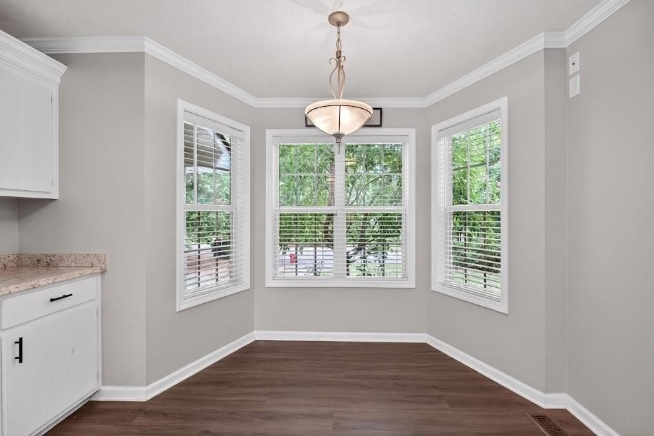 3 bedroom, 2 bathroom, 1,384 sq ft single family residence for sale at 4158 Berkshire Court, Villa Rica, GA 30180 — photo 3