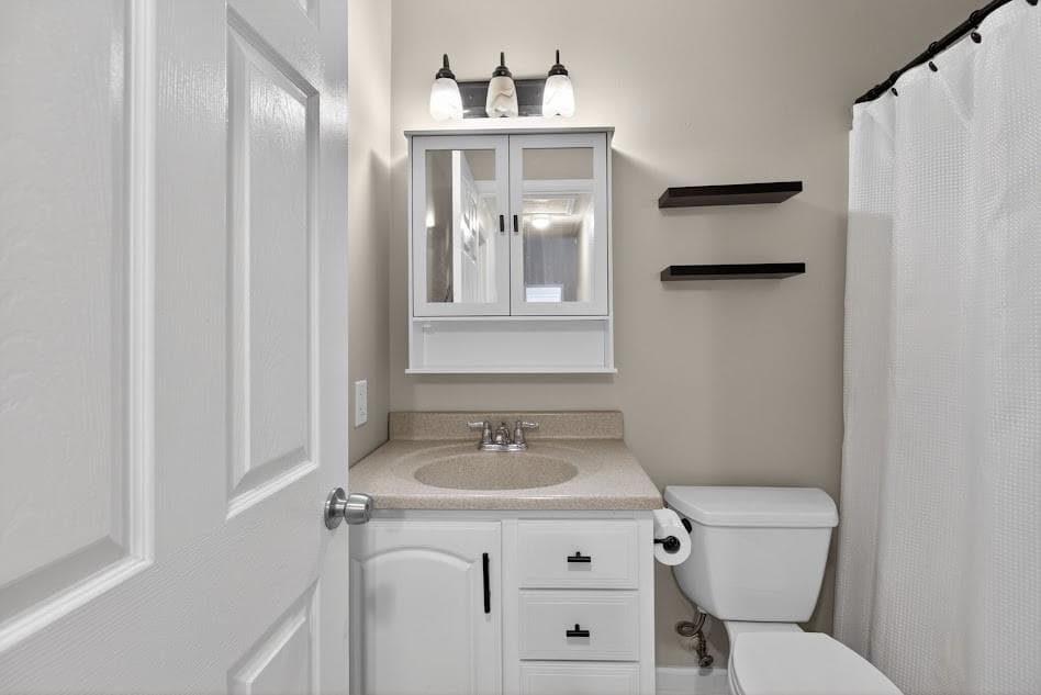 3 bedroom, 2 bathroom, 1,384 sq ft single family residence for sale at 4158 Berkshire Court, Villa Rica, GA 30180 — photo 8