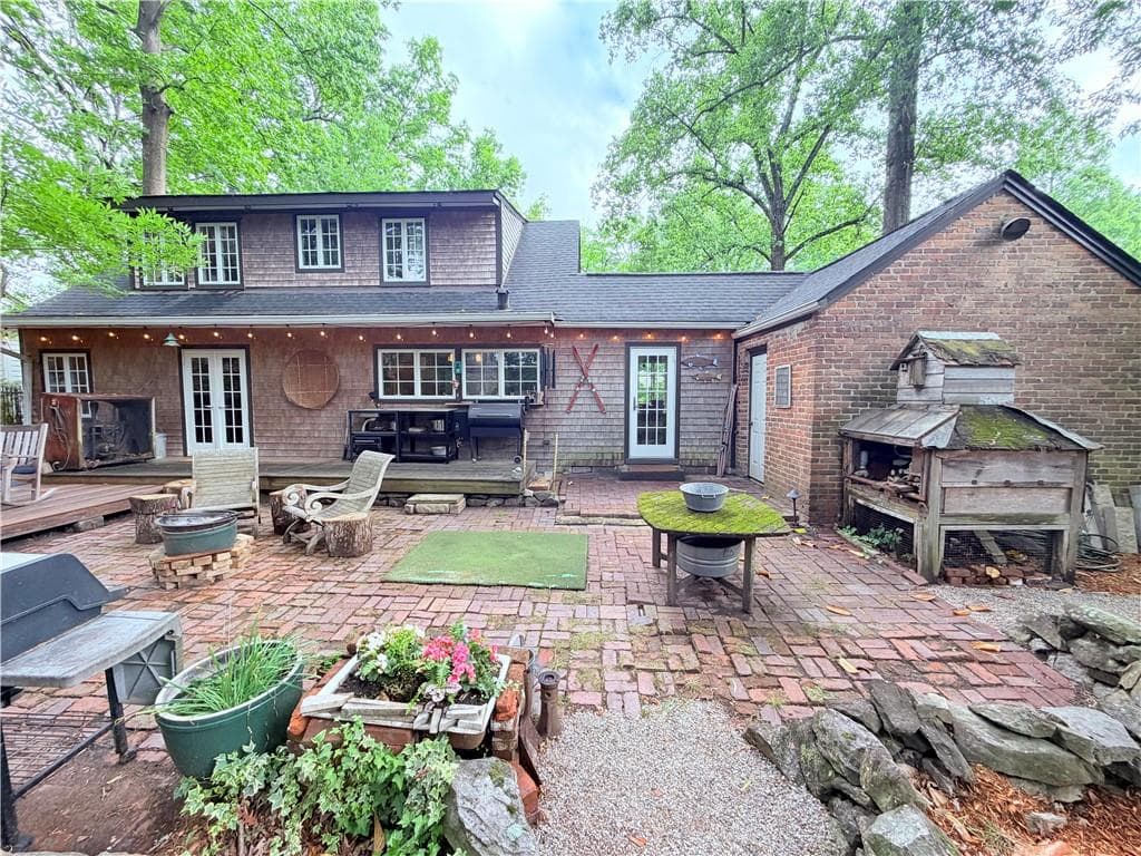 3 bedroom, 1 bathroom, 2,603 sq ft single family residence for sale at 260 BEVERLY Road, Atlanta, GA 30309 — photo 4