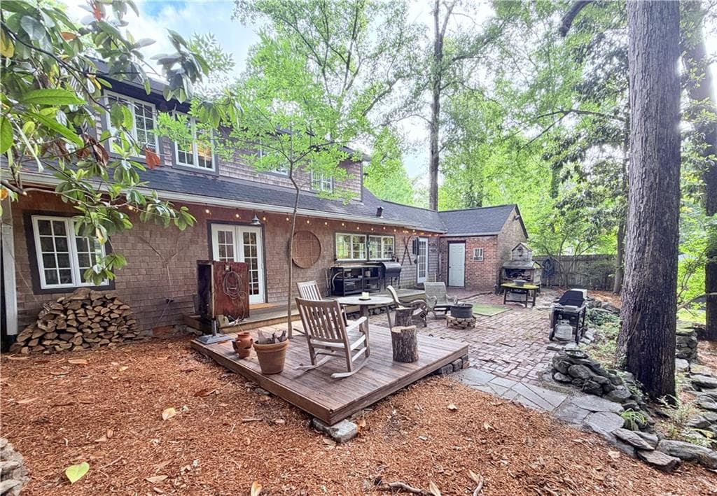 3 bedroom, 1 bathroom, 2,603 sq ft single family residence for sale at 260 BEVERLY Road, Atlanta, GA 30309 — photo 6
