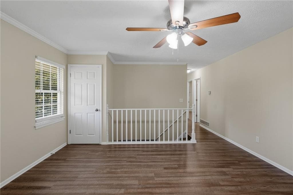 4 bedroom, 2 bathroom, 2,775 sq ft single family residence for sale at 2852 Port Royal Lane, Decatur, GA 30034 — photo 7