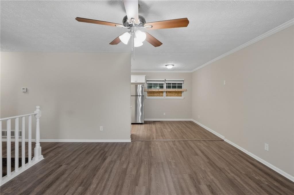 4 bedroom, 2 bathroom, 2,775 sq ft single family residence for sale at 2852 Port Royal Lane, Decatur, GA 30034 — photo 8