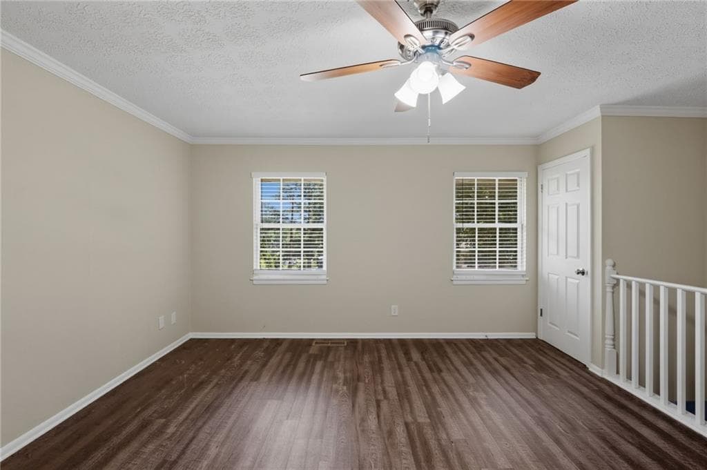 4 bedroom, 2 bathroom, 2,775 sq ft single family residence for sale at 2852 Port Royal Lane, Decatur, GA 30034 — photo 9