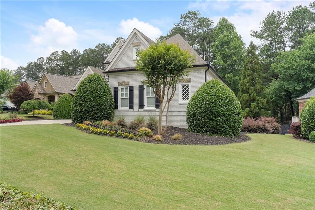 5 bedroom, 6 bathroom, 5,692 sq ft single family residence for sale at 4227 Tattnall Run, Acworth, GA 30101 — photo 5
