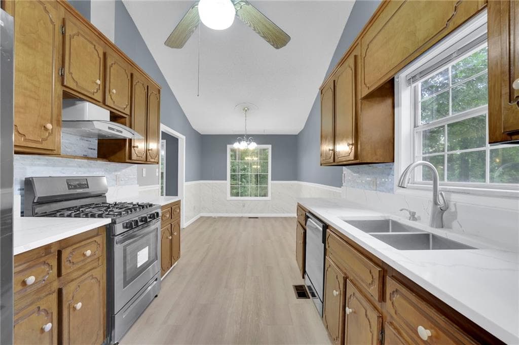 4 bedroom, 3 bathroom, 2,036 sq ft single family residence for sale at 1501 Old John Ward Road, Marietta, GA 30064 — photo 5