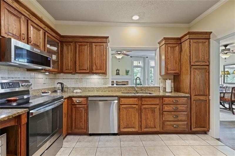 4 bedroom, 4 bathroom, 2,818 sq ft townhouse for sale at 175 Riverview Trail, Roswell, GA 30075 — photo 10