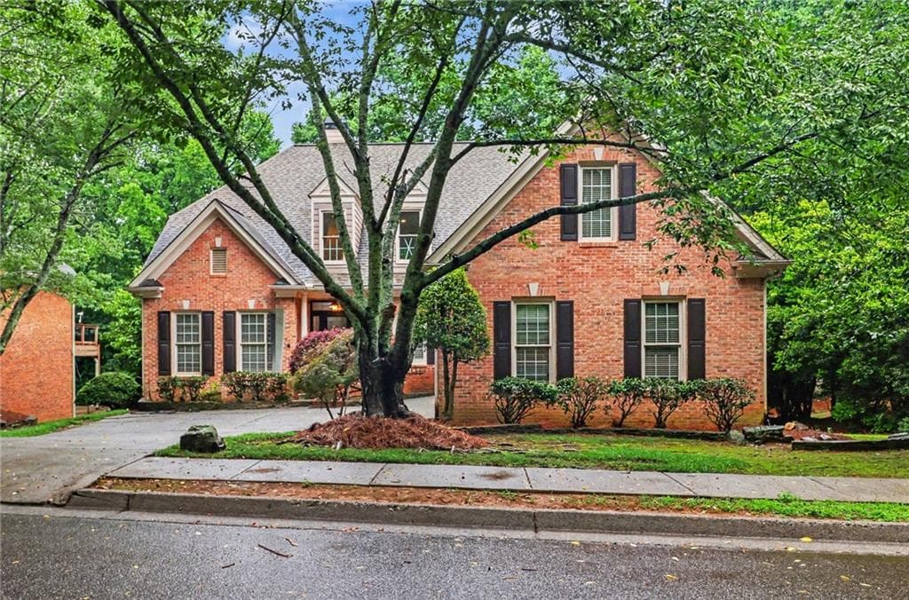 5 bedroom, 5 bathroom, 3,073 sq ft single family residence for sale at 1120 Longcreek Pointe, Alpharetta, GA 30005