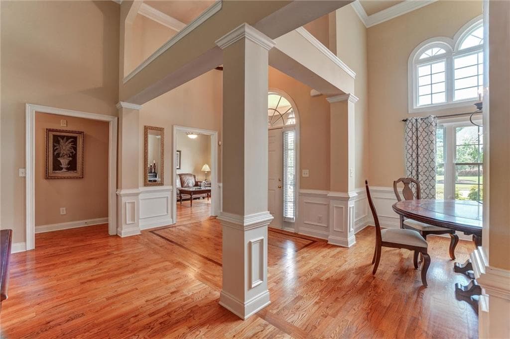 4 bedroom, 4 bathroom, 2,915 sq ft single family residence under contract at 5813 Coles Court, Buford, GA 30518 — photo 7