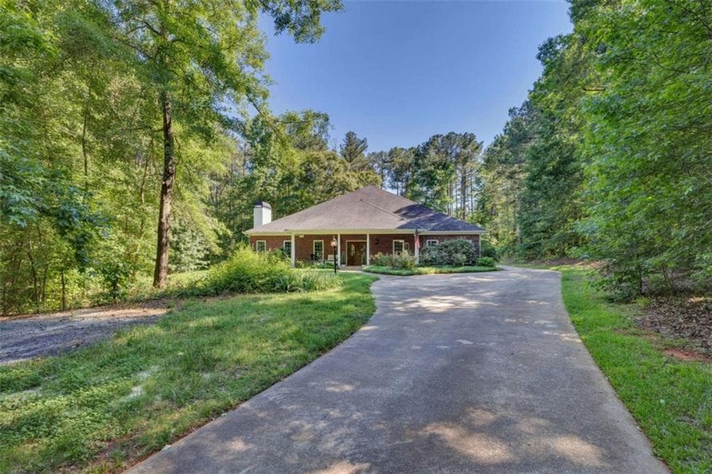 190 Oak Hill Circle, Covington, GA 30016 — most recent listing photo