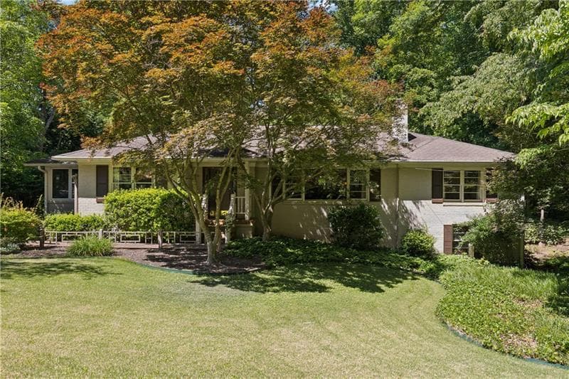 3 bedroom, 3 bathroom single family residence sold at 4590 Dudley Lane, Atlanta, GA 30327