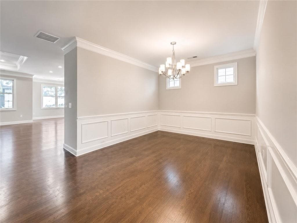4 bedroom, 3 bathroom, 2,786 sq ft single family residence under contract at 2545 Westlington Circle, Cumming, GA 30040 — photo 5