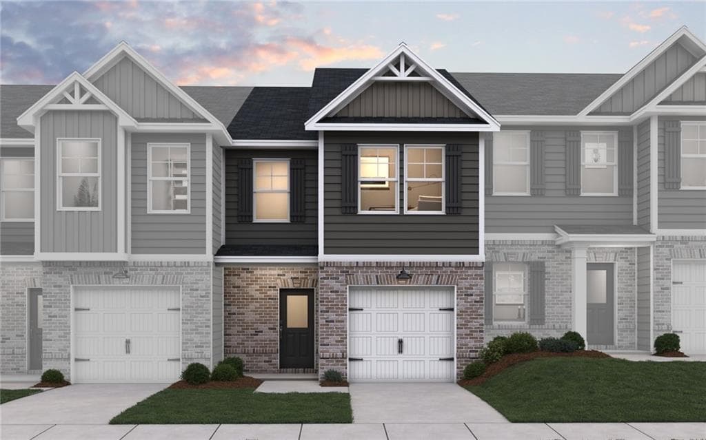 3 bedroom, 3 bathroom, 1,598 sq ft townhouse sold at 8341 Columbia Court, Palmetto, GA 30268