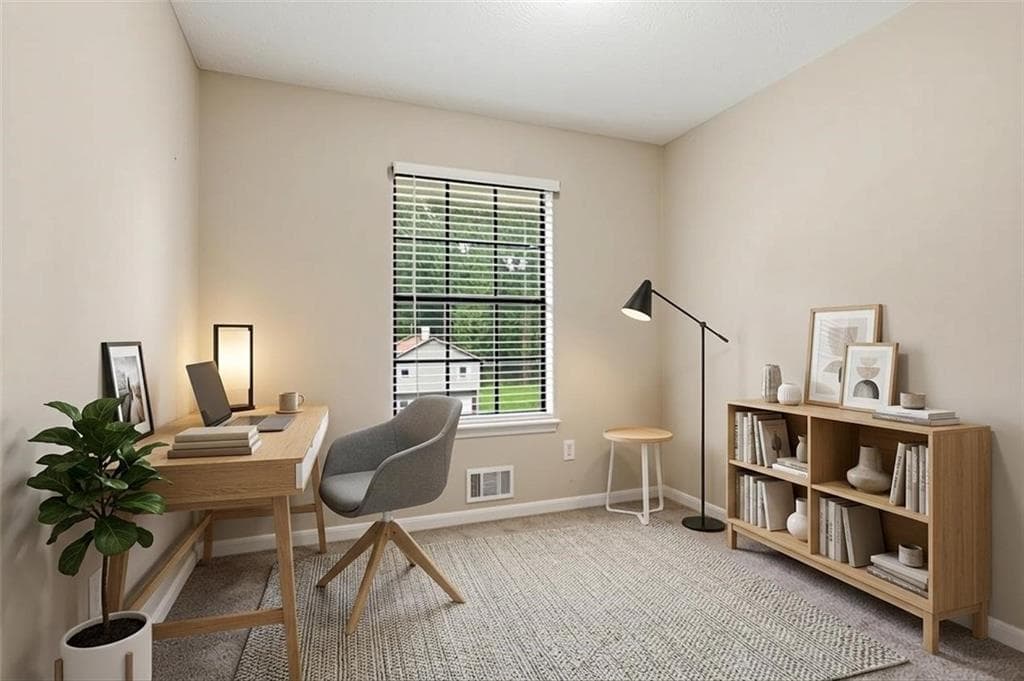 5 bedroom, 2 bathroom, 1,786 sq ft single family residence under contract at 4305 Old Lake Drive, Decatur, GA 30034 — photo 4