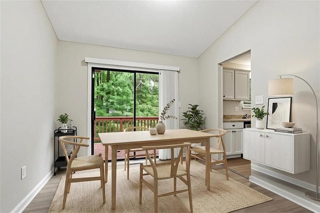 5 bedroom, 2 bathroom, 1,786 sq ft single family residence under contract at 4305 Old Lake Drive, Decatur, GA 30034 — photo 5