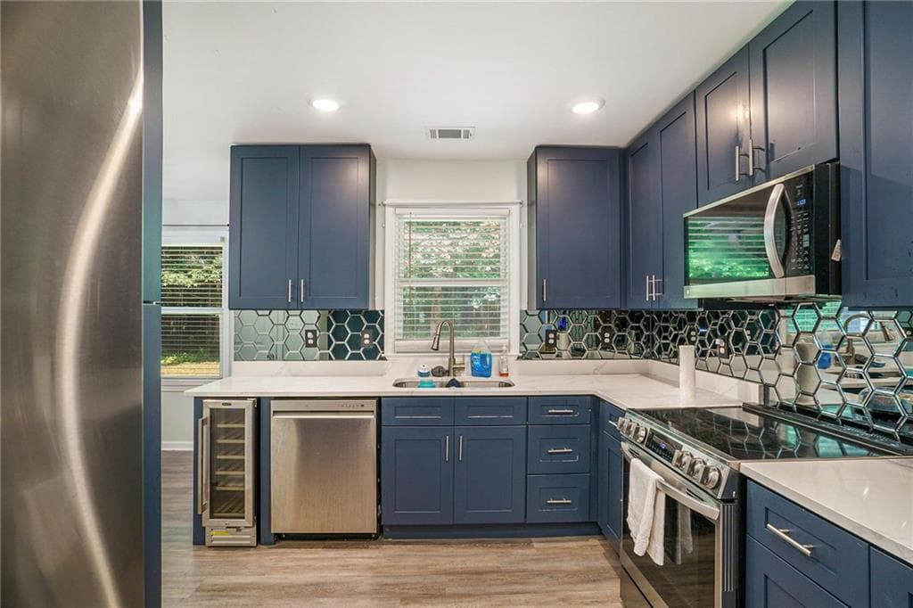 3 bedroom, 2 bathroom, 1,556 sq ft single family residence for sale at 225 Hardwood Drive, Covington, GA 30016 — photo 9