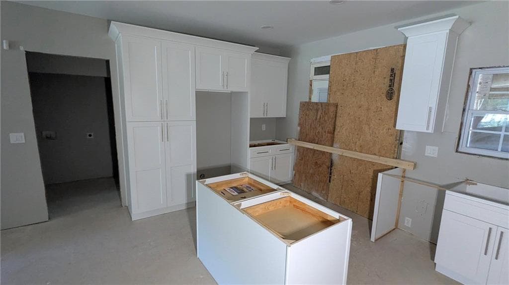 5 bedroom, 5 bathroom, 1,410 sq ft single family residence for sale at 1170 Donnelly Avenue, Atlanta, GA 30310 — photo 5
