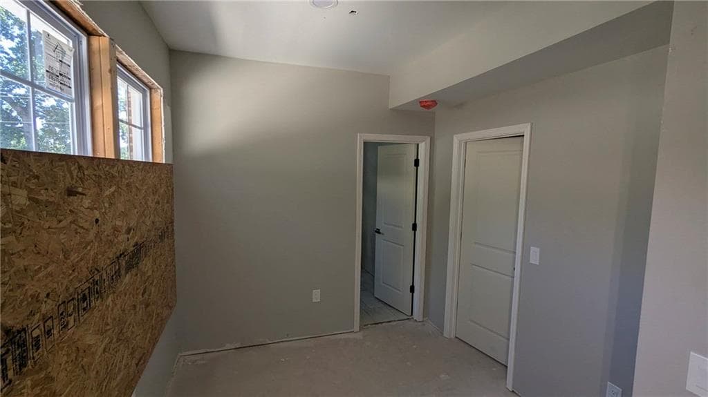 5 bedroom, 5 bathroom, 1,410 sq ft single family residence for sale at 1170 Donnelly Avenue, Atlanta, GA 30310 — photo 10