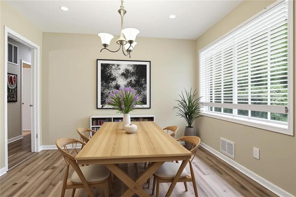 3 bedroom, 2 bathroom, 1,508 sq ft single family residence for sale at 2749 Williamsburg Drive, Decatur, GA 30034 — photo 5